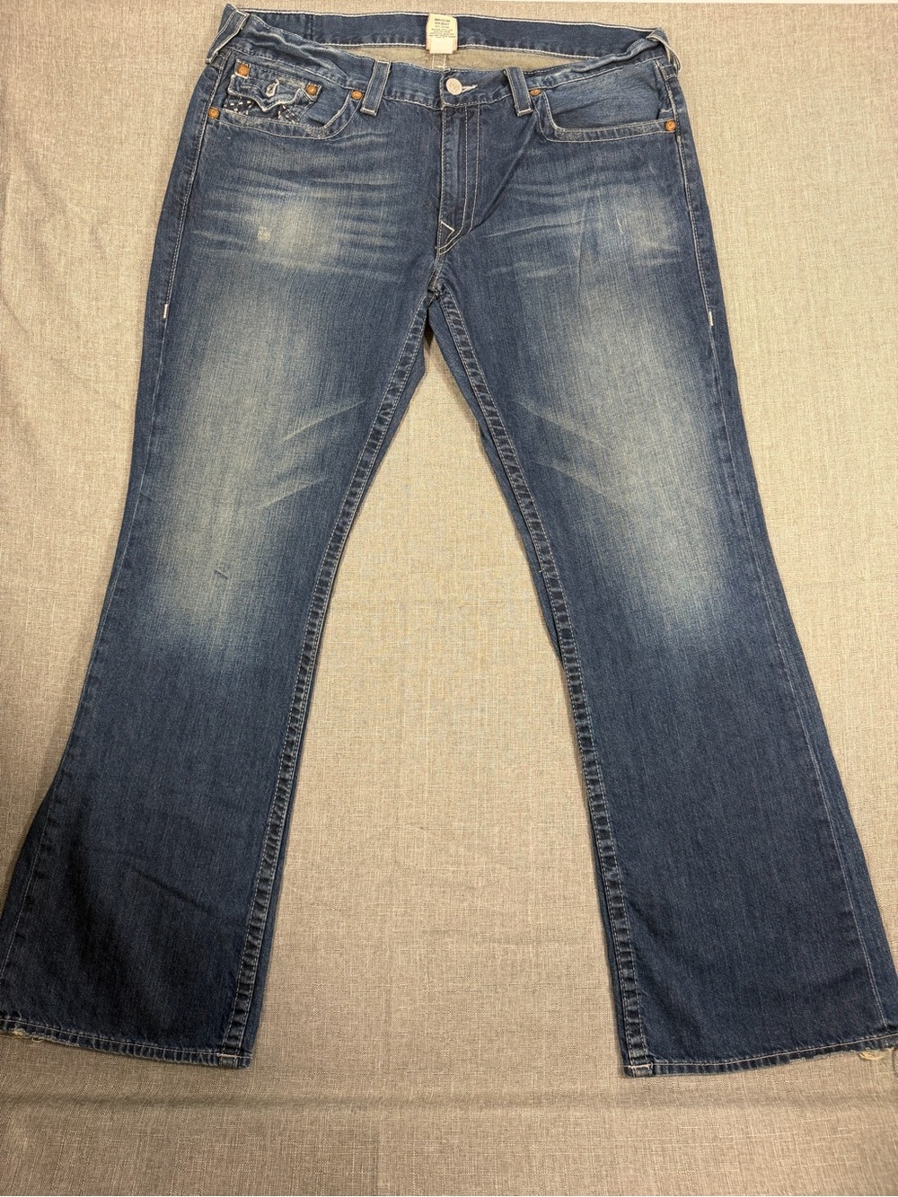 True Religion Jeans Mens 40/32 Bootcut Made USA Blue Denim Distressed Horseshoe